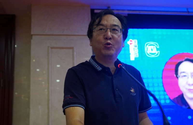 石家莊金魚涂料集團(tuán)董事長(zhǎng)助理焦輝軍致辭