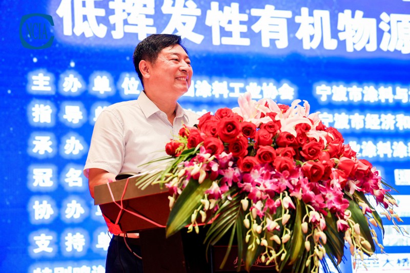 中國涂料工業(yè)協(xié)會(huì)駐會(huì)副會(huì)長趙君